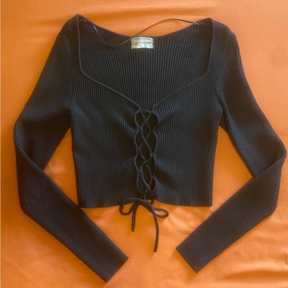 URBAN OUTFITTERS Long sleeve crop top